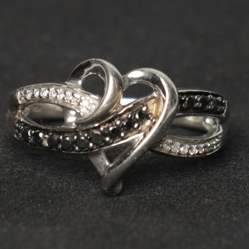 JWBR Jane Seymour Diamond Heart Infinity Ring (Vintage)